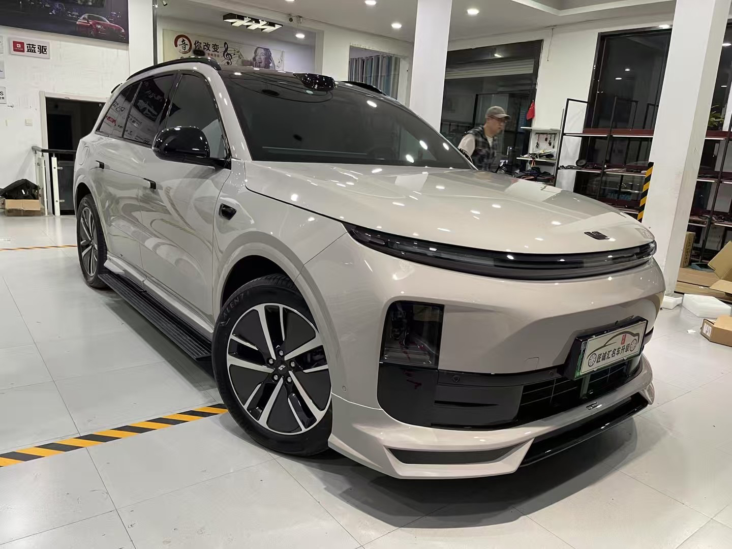 尊龙手机版ONE口碑_尊龙手机版汽车